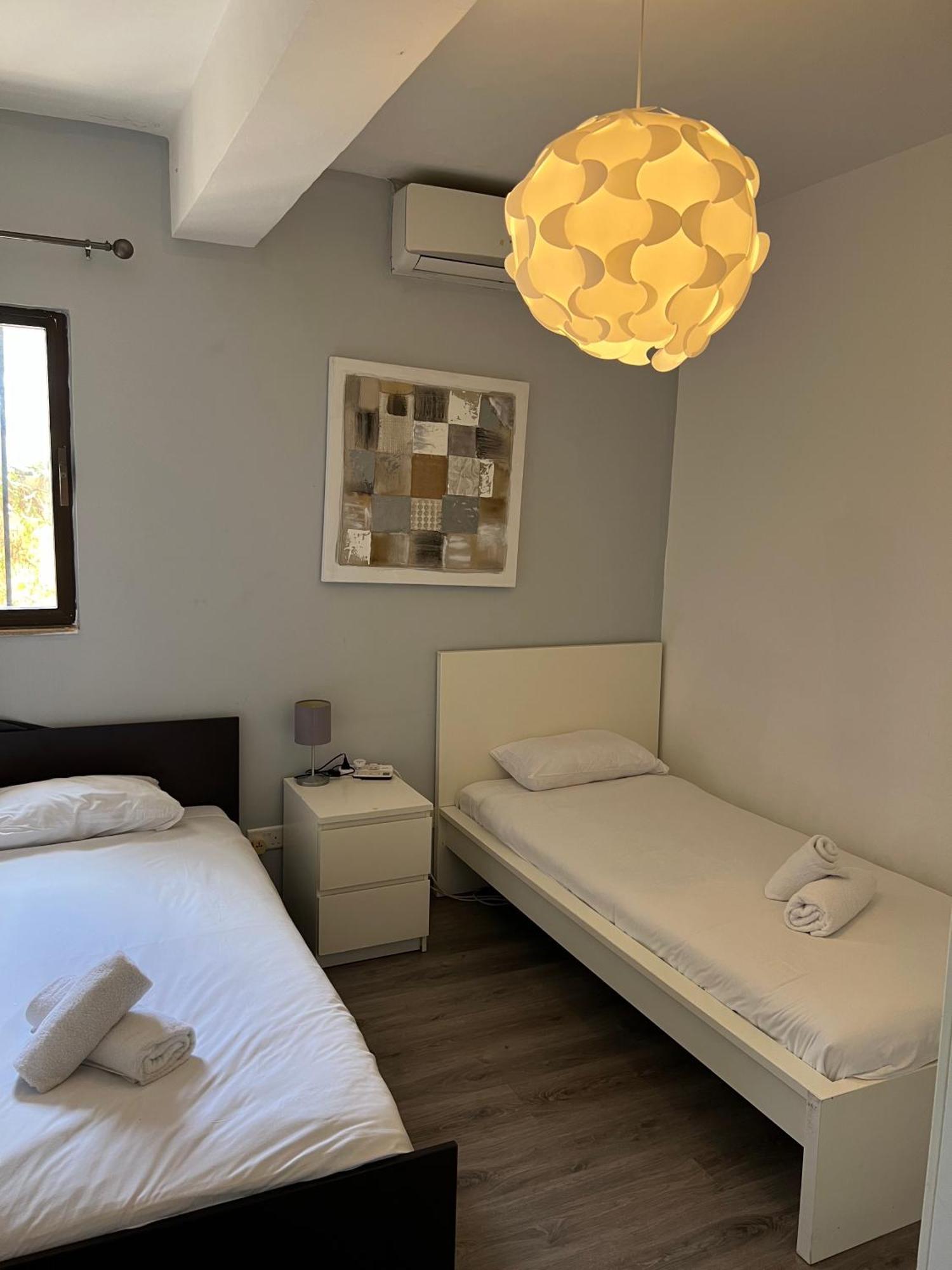 Light And Bright St Julians Central 1 Apartment Saint Julian's Exterior photo