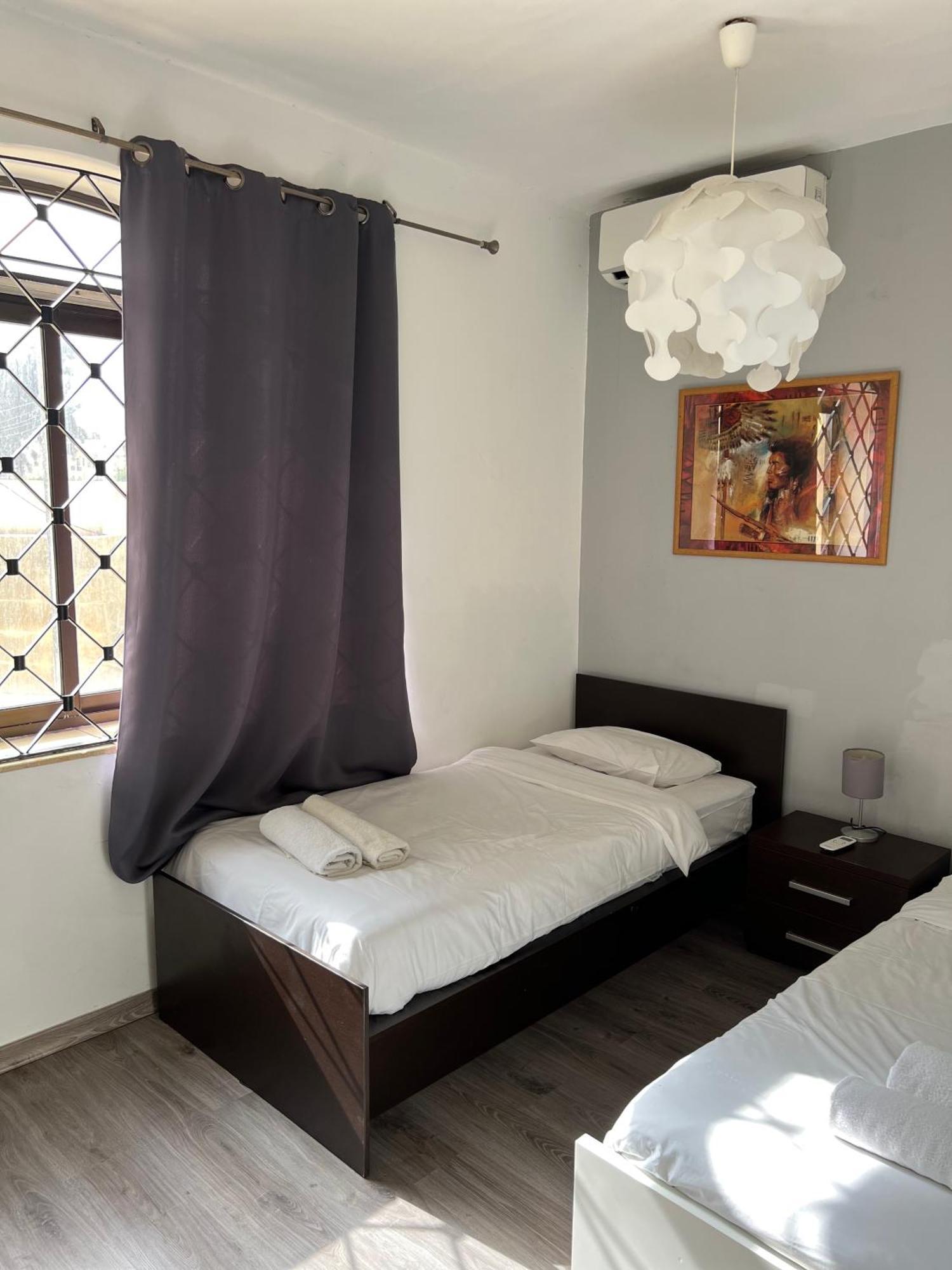 Light And Bright St Julians Central 1 Apartment Saint Julian's Exterior photo
